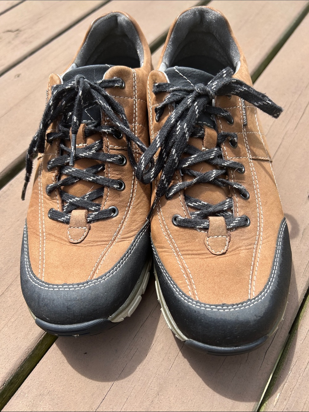Clarks Brown and Black Women's Casual Lace-Up Flats